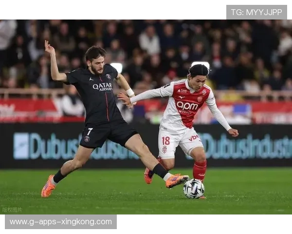 法甲摩纳哥外围传球抢眼,禁区威胁倍增