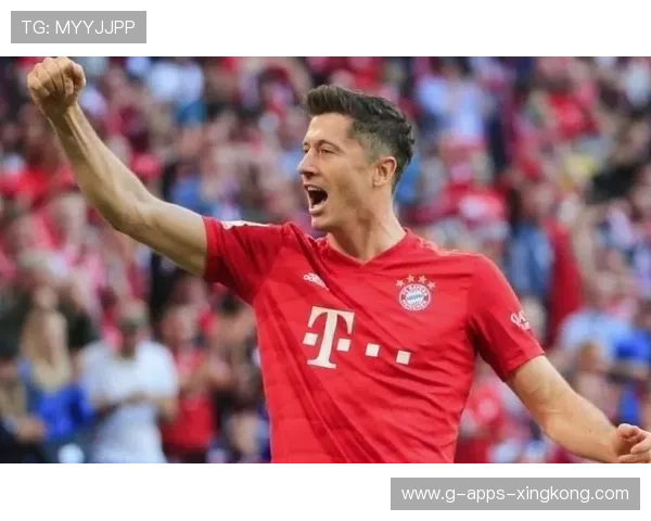 拉斐尔·莱万凌空抽射入网 拉斐尔·莱万凌空抽射入网